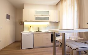 Liston Inn Suites (Piazza) - Heart of Corfu Old Town